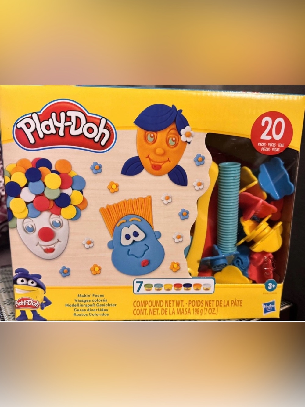 Play-Doh Makin' Faces Modeling Create Kit